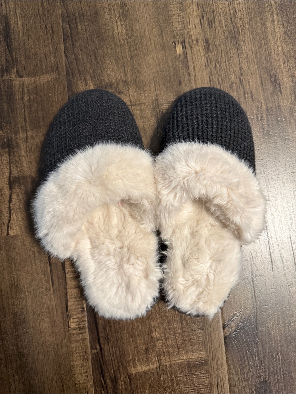 Brand New VS Cozy Faux Fur Knit Slide Slippers